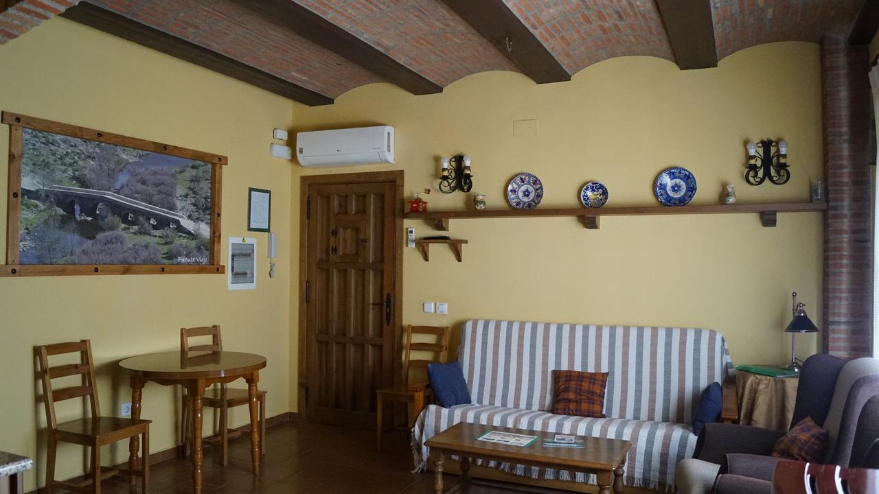 Apartamentos Rurales Monfraguee Торрехон-эль-Рубио Экстерьер фото